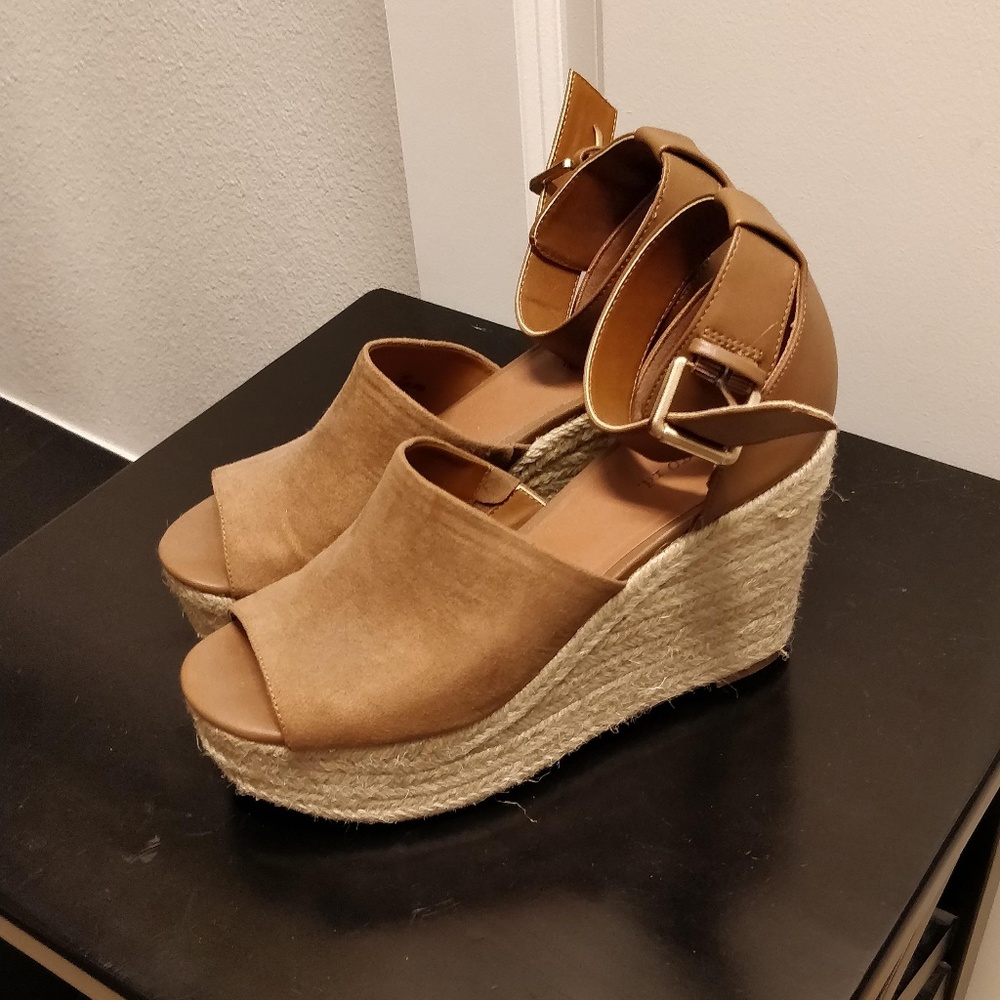Indigo Rd Airy Platform Wedge Sandal Tan Brown 7.5